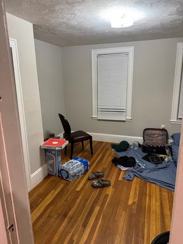 $3,800 | 180-182 Princeton Avenue, Unit 2, Waltham, MA 02451