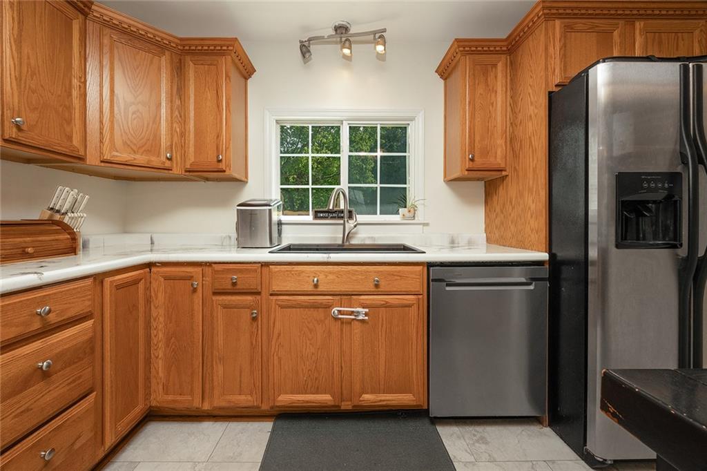 2739 Leesburg-Volant Road Volant, PA 16156 - Photo 13 of 38