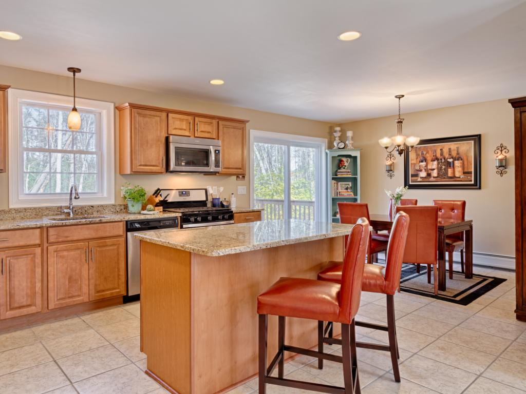 69 Ledge Road, Unit B Seabrook, NH 03874 - Photo 5 of 15