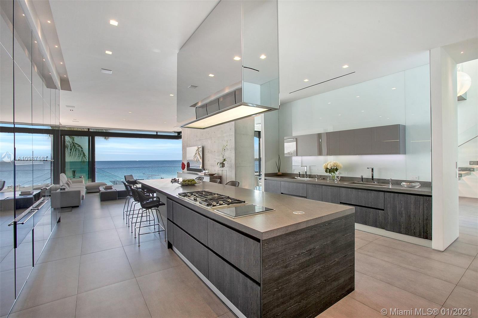 3591 Rockerman Road Miami, FL 33133 - Photo 11 of 33