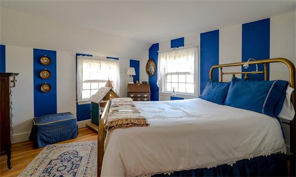24 Shadow Lane Wellesley, MA 02482 - Photo 12 of 18