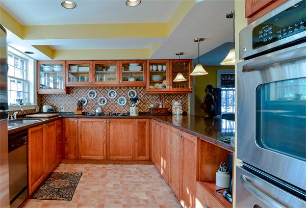 24 Shadow Lane Wellesley, MA 02482 - Photo 7 of 18