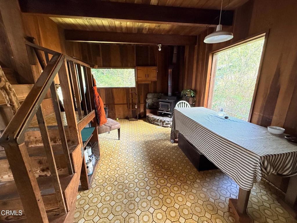 3480 Albion Ridge G Road North Albion, CA 95410 - Photo 9 of 32 Dining room