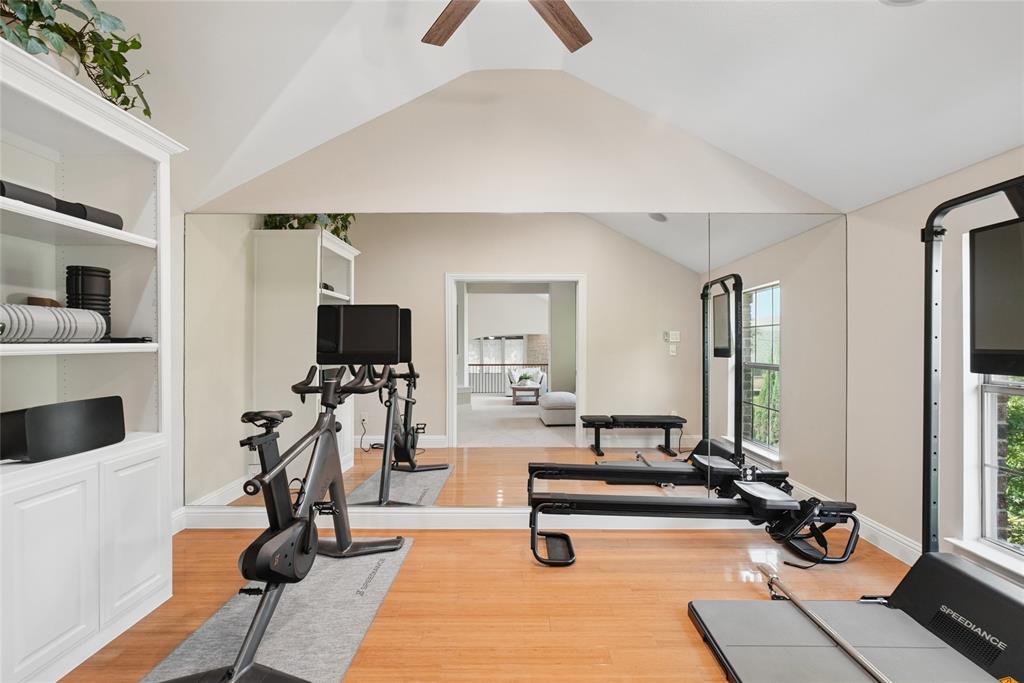 8319 Midway Road Dallas, TX 75209 - Photo 18 of 26