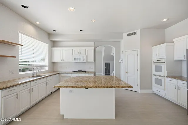 $3,995 | 1425 West Commerce Avenue, Gilbert, AZ 85233