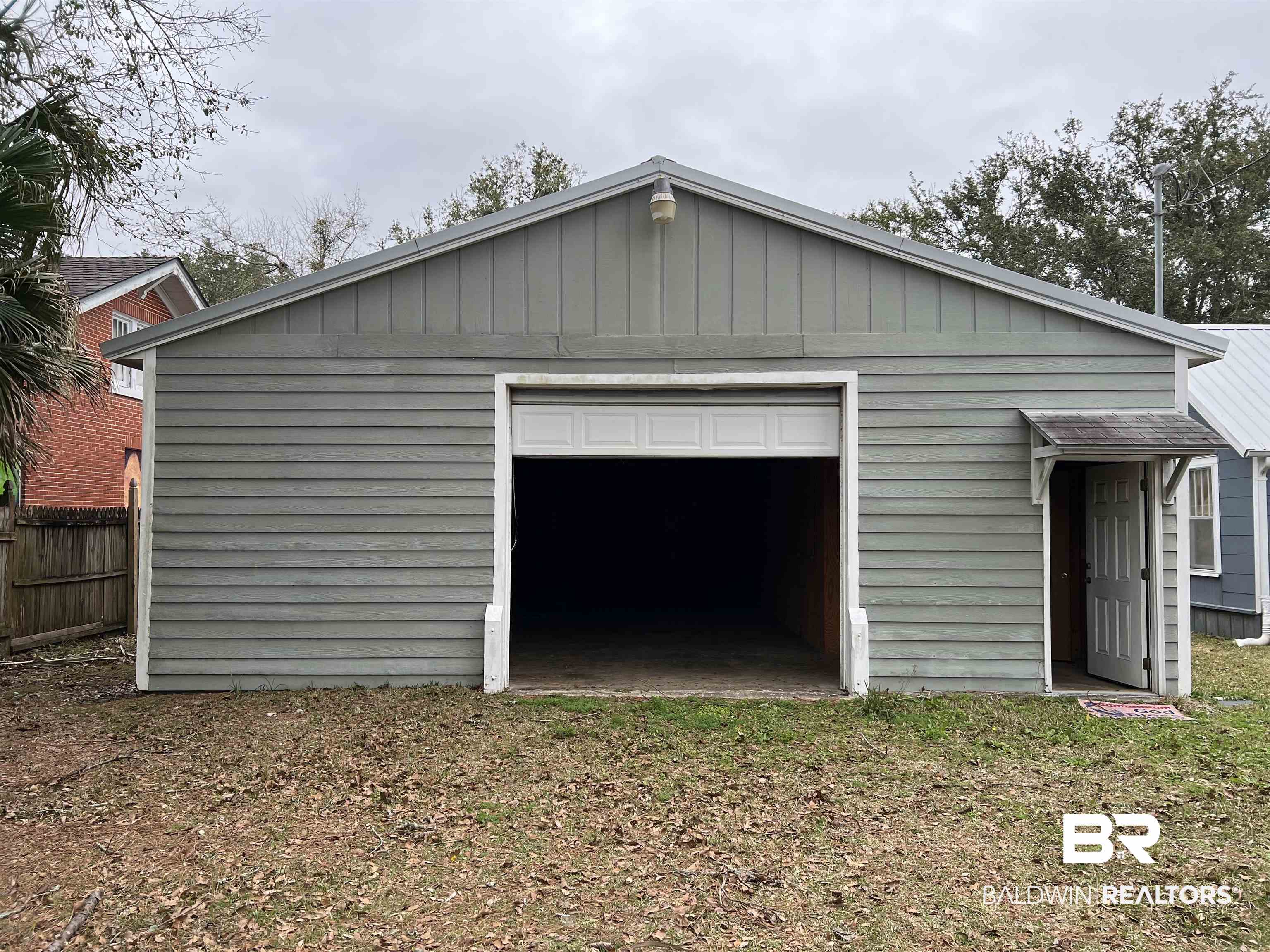 213 West Rose Avenue Foley, AL 36535 - Photo 5 of 15
