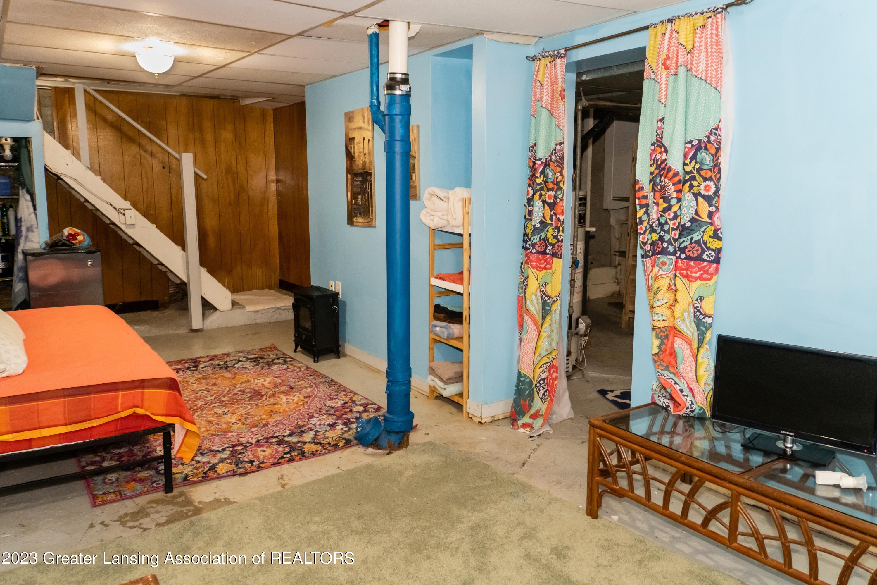 2322 Kensington Road Lansing, MI 48910 - Photo 23 of 28 untitled (33 of 37)