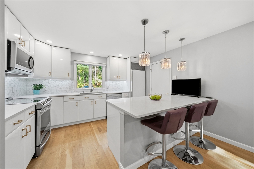 16 Coltsway, Unit 16 Wayland, MA 01778 - Photo 10 of 21