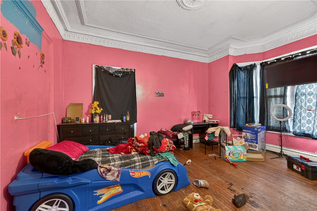 206 Hanover Street Providence, RI 02907 - Photo 15 of 19