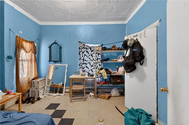 $569,900 | 206 Hanover Street, Providence, RI 02907