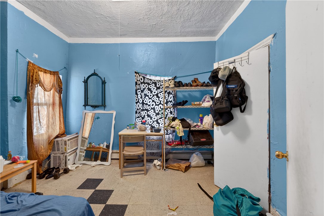 206 Hanover Street Providence, RI 02907 - Photo 17 of 19