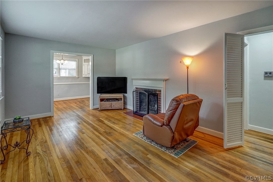 8717 Mapleton Road Henrico, VA 23229 - Photo 3 of 43 Gallery Image 3