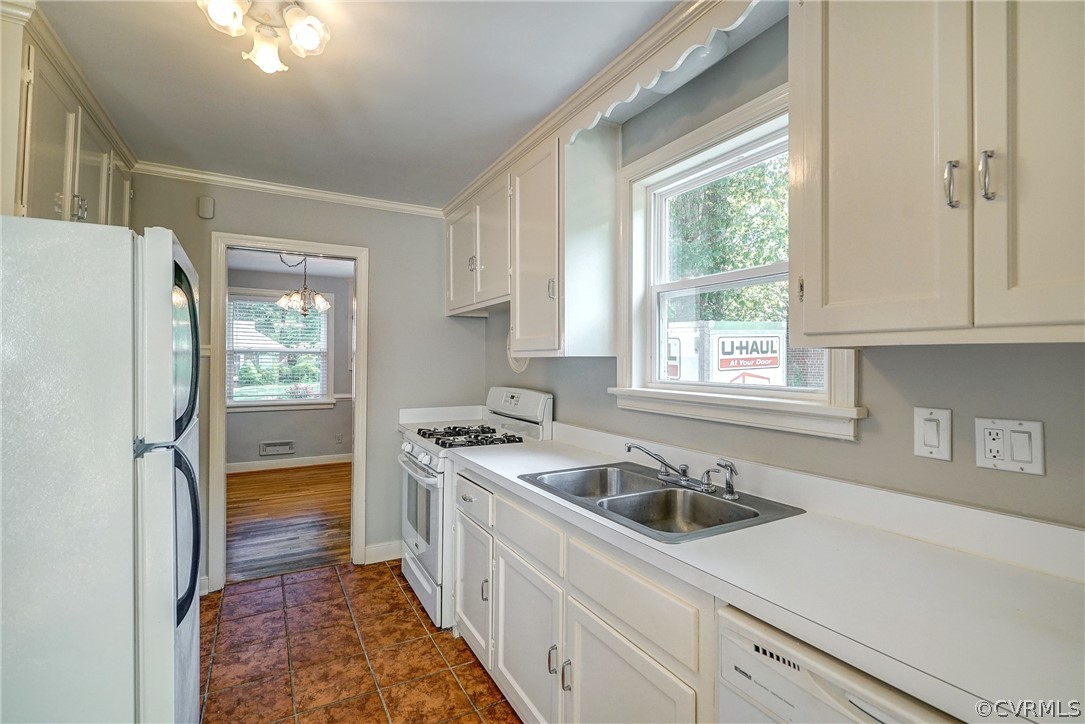 8717 Mapleton Road Henrico, VA 23229 - Photo 10 of 43 Gallery Image 10