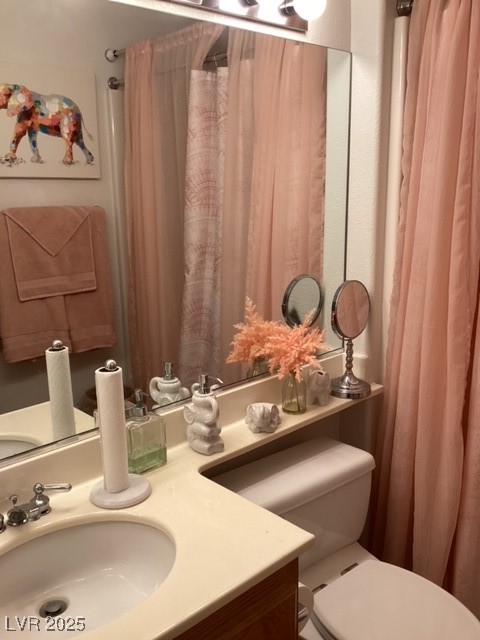 3343 Quail Song Drive Laughlin, NV 89029 - Photo 10 of 22 Full bathroom featuring vanity and a shower with c