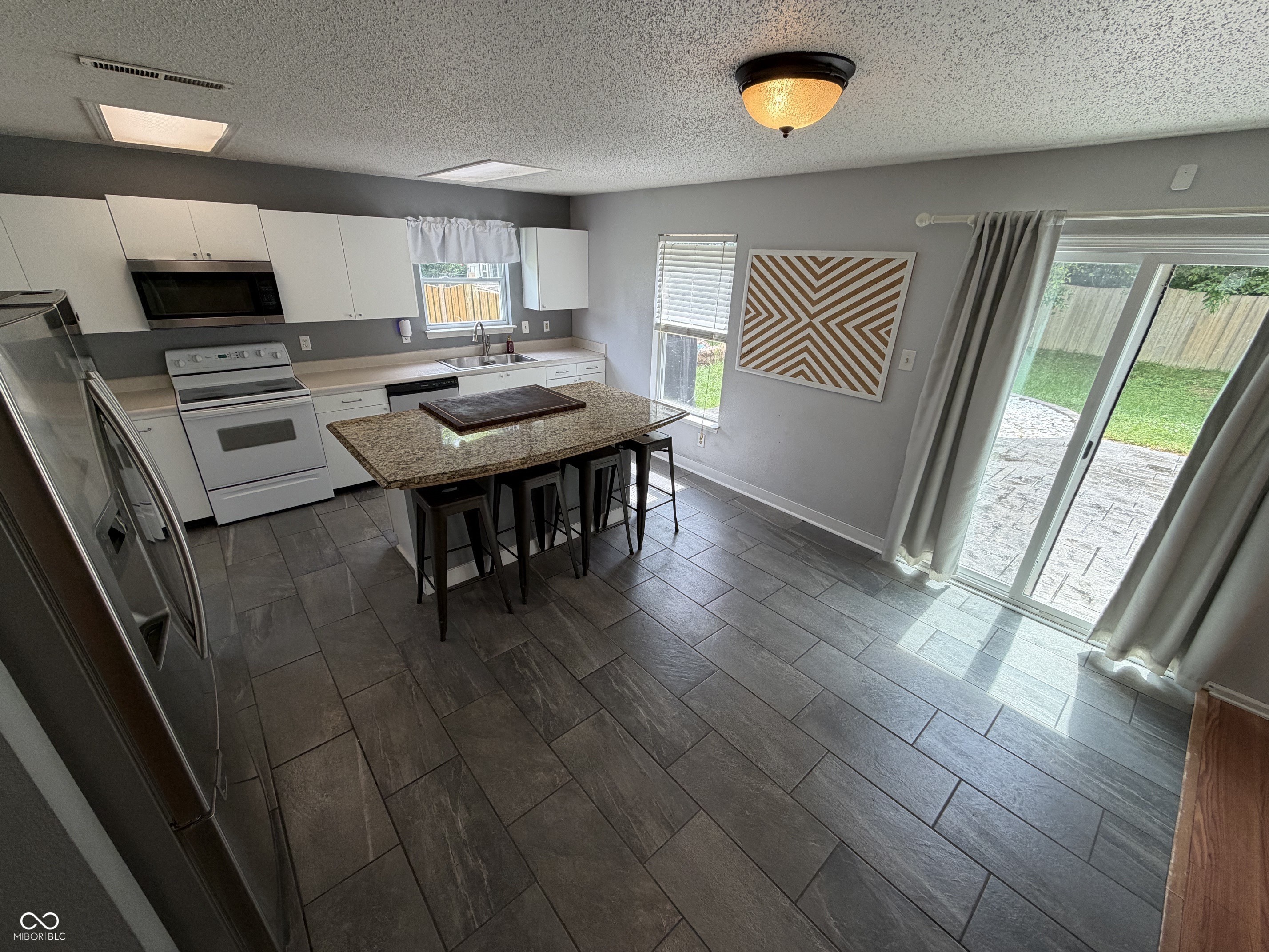 10643 Howe Road Fishers, IN 46038 - Photo 2 of 8 Gallery Image 2
