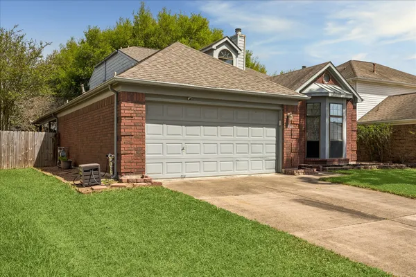 $339,000 | 6915 Redwood Falls Drive, Pasadena, TX 77505