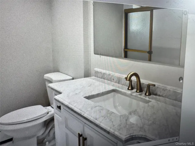 $4,500 | 571 Richmond Road, East Meadow, NY 11554