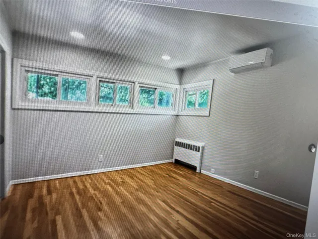 $4,500 | 571 Richmond Road, East Meadow, NY 11554