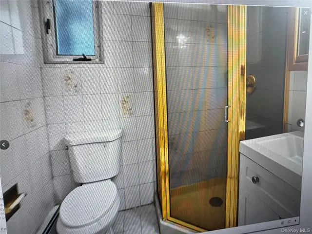 $4,500 | 571 Richmond Road, East Meadow, NY 11554