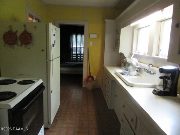 $120,000 | 1301 Ave A, Scott, LA 70583