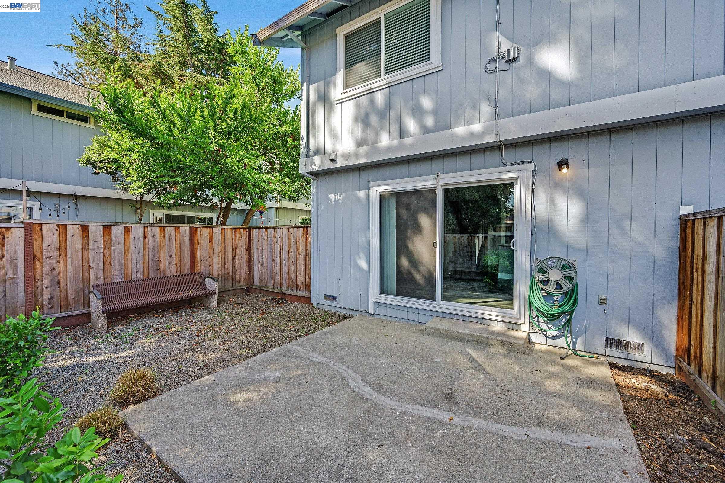 20115 Redwood Road, Unit 15 Castro Valley, CA 94546 - Photo 37 of 47 Gallery Image 37