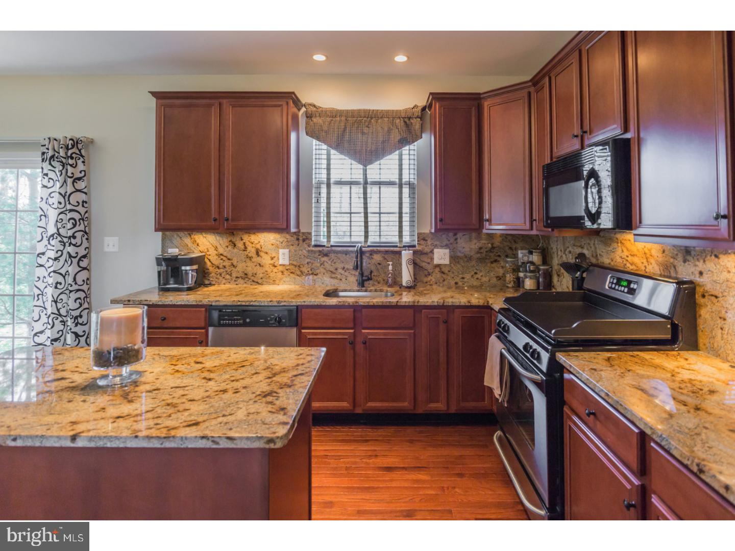 263 Jennings Way Mickleton, NJ 08056 - Photo 3 of 25 Gallery Image 3