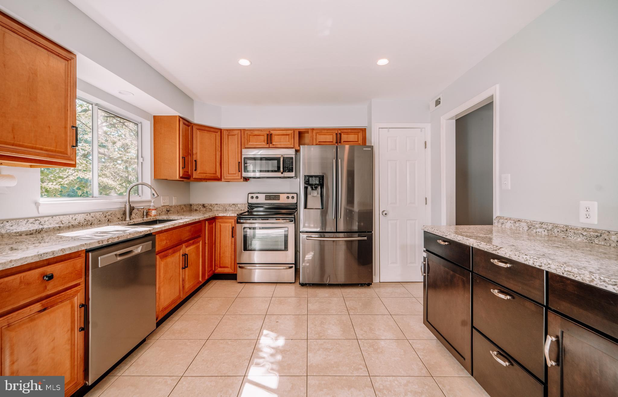 11965 Greywing Court Reston, VA 20191 - Photo 14 of 64 Gallery Image 14