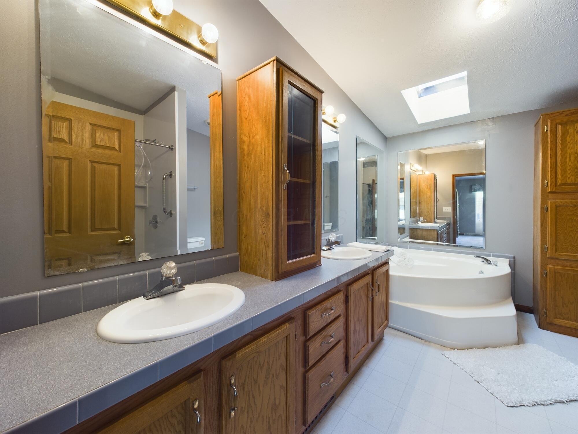 3415 Spires Road Southwest Lancaster, OH 43130 - Photo 30 of 47 Interior