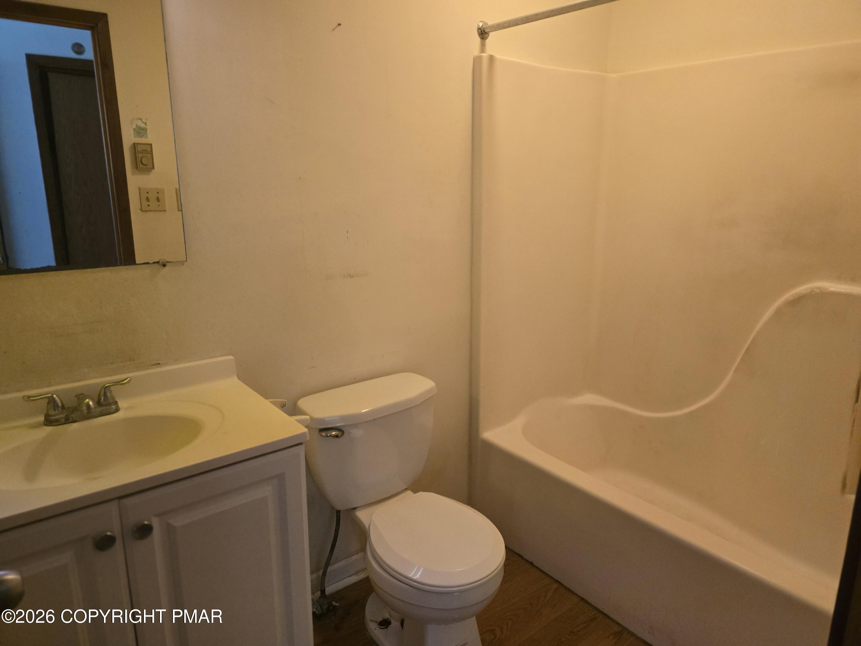 338 Hollow Road East Stroudsburg, PA 18302 - Photo 16 of 20 Bathroom 2
