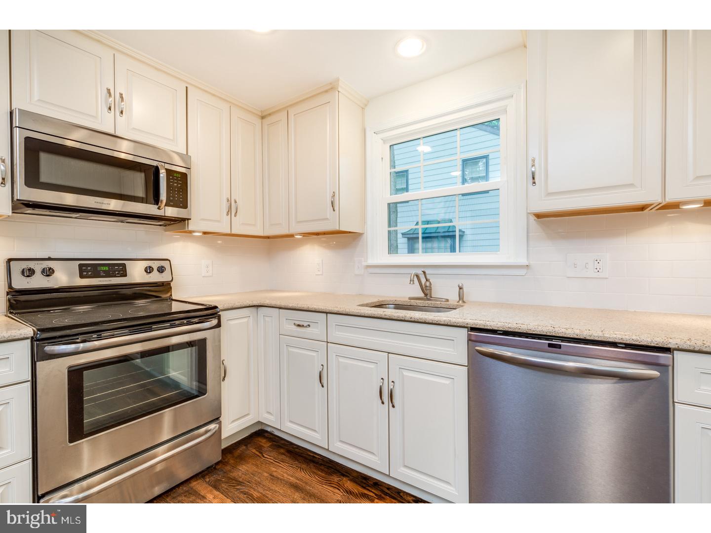 12 Dunbarton Road Cherry Hill, NJ 08003 - Photo 7 of 25 Kitchen