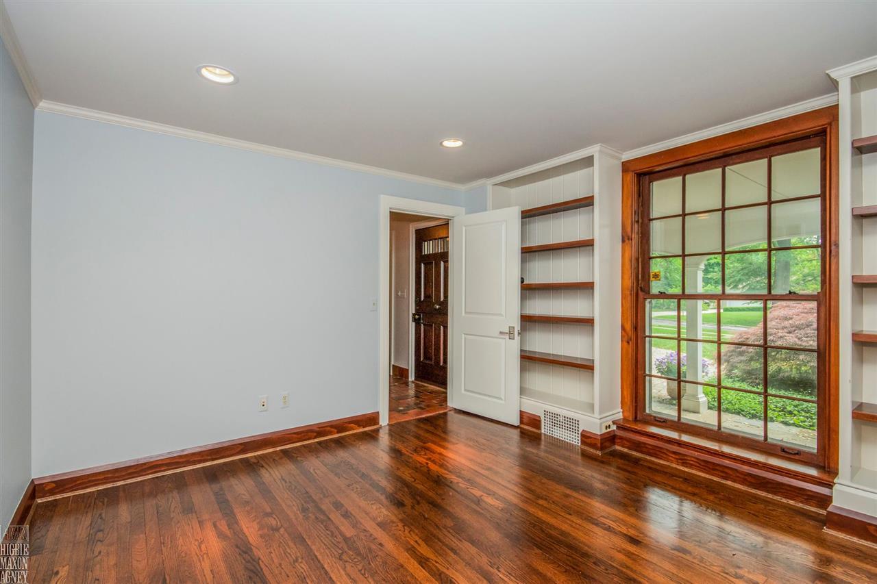 136 Linden Road Birmingham, MI 48009 - Photo 22 of 48 31349169-21.JPG