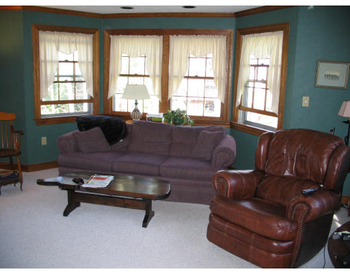 6 Longwood Road Milton, MA 02186 - Photo 8 of 10 Gallery Image 8