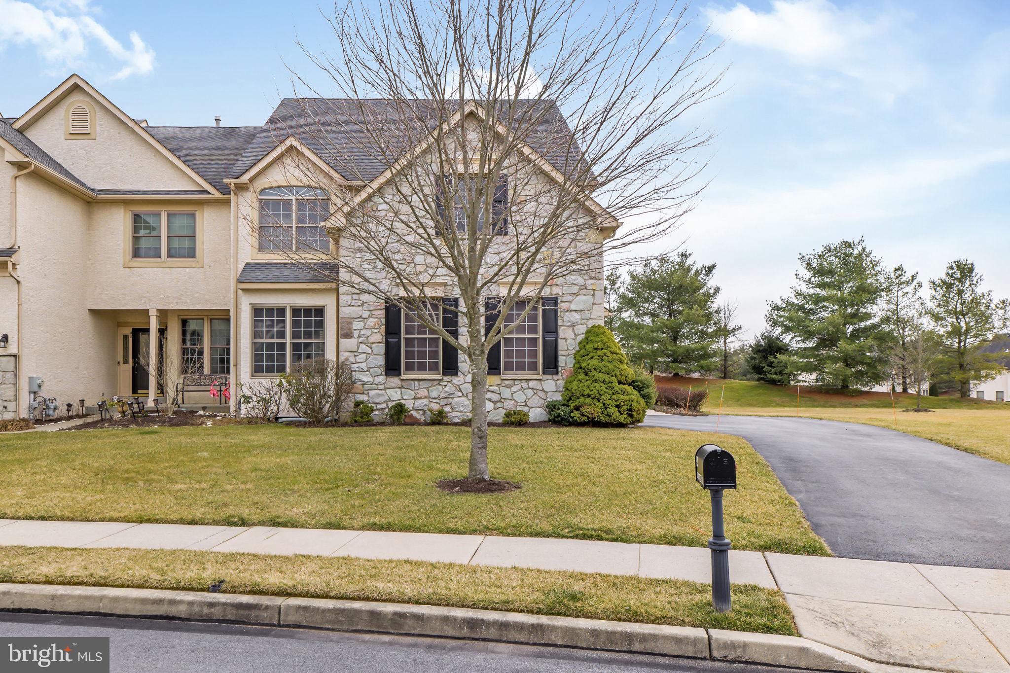 92 Granville Way Exton, PA 19341 - Photo 2 of 31