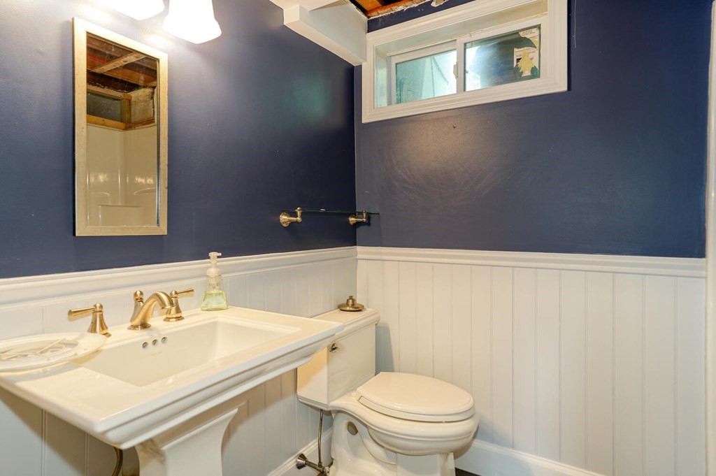 139 Winchester Road Arlington, MA 02474 - Photo 19 of 26 Gallery Image 19
