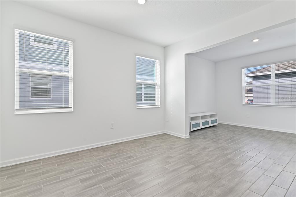 6446 Limberpine Alley St. Cloud, FL 34771 - Photo 6 of 32