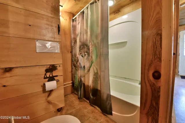 $219,900 | 2 Mountain Street, Greenfield, NY 12850