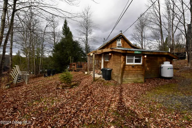 $219,900 | 2 Mountain Street, Greenfield, NY 12850