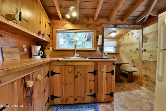 $219,900 | 2 Mountain Street, Greenfield, NY 12850