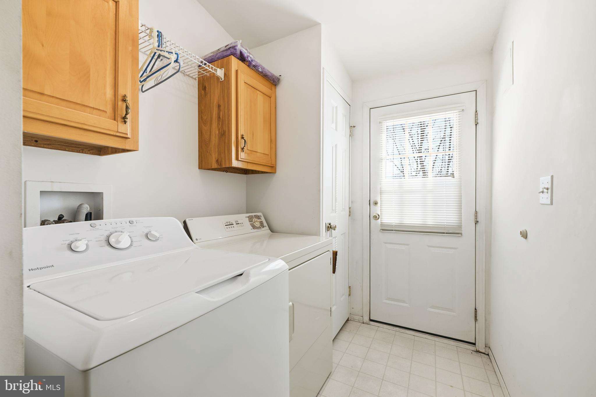 524 Butternut Court New Hope, PA 18938 - Photo 24 of 26 a utility room with dryer and washer