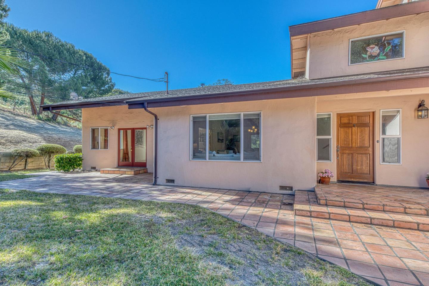 328 San Benancio Road Salinas, CA 93908 - Photo 5 of 46