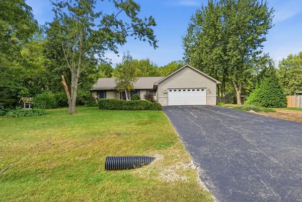 $329,000 | 35630 Linden Lane, Custer Park, IL 60481
