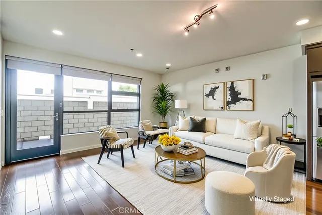$4,200 | 13045 Pacific Promenade, Unit 103, Los Angeles, CA 90094