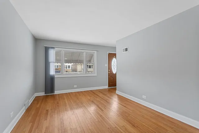 $255,000 | 1124 31st Avenue, Bellwood, IL 60104