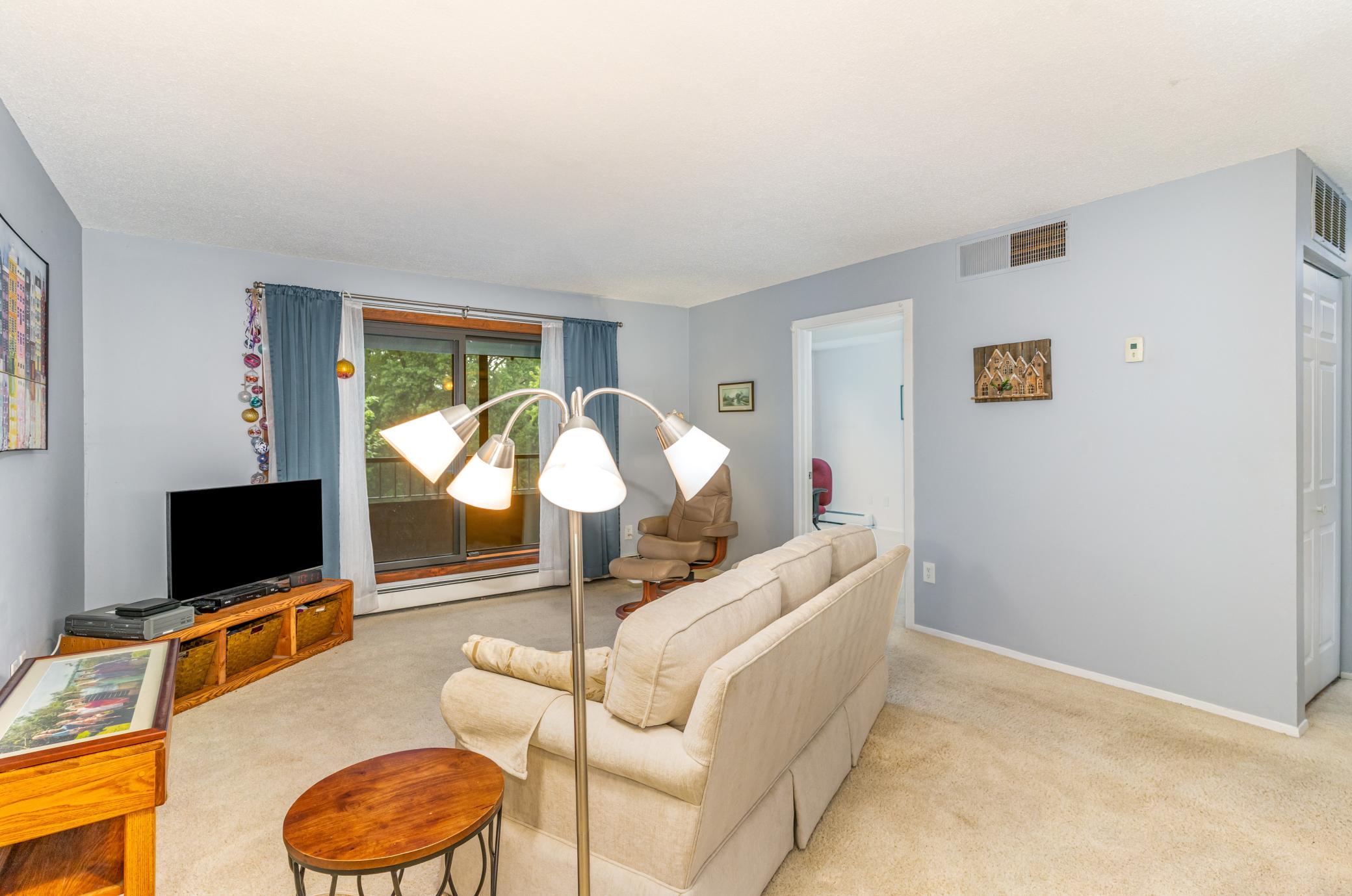 7520 Cahill Road, Unit 203A Edina, MN 55439 - Photo 7 of 22 Gallery Image 7