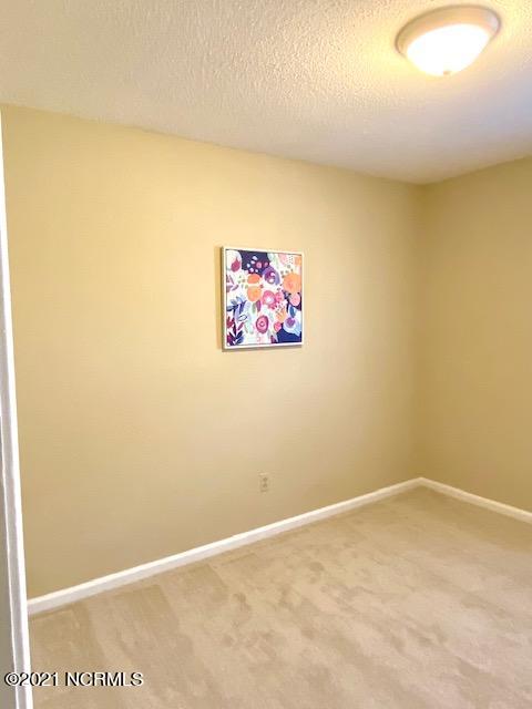 2801 Meadowbrook Road Rocky Mount, NC 27801 - Photo 14 of 19 guest bed