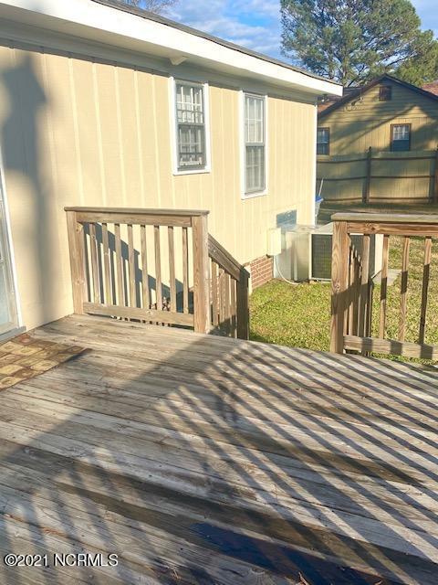 2801 Meadowbrook Road Rocky Mount, NC 27801 - Photo 18 of 19 deck
