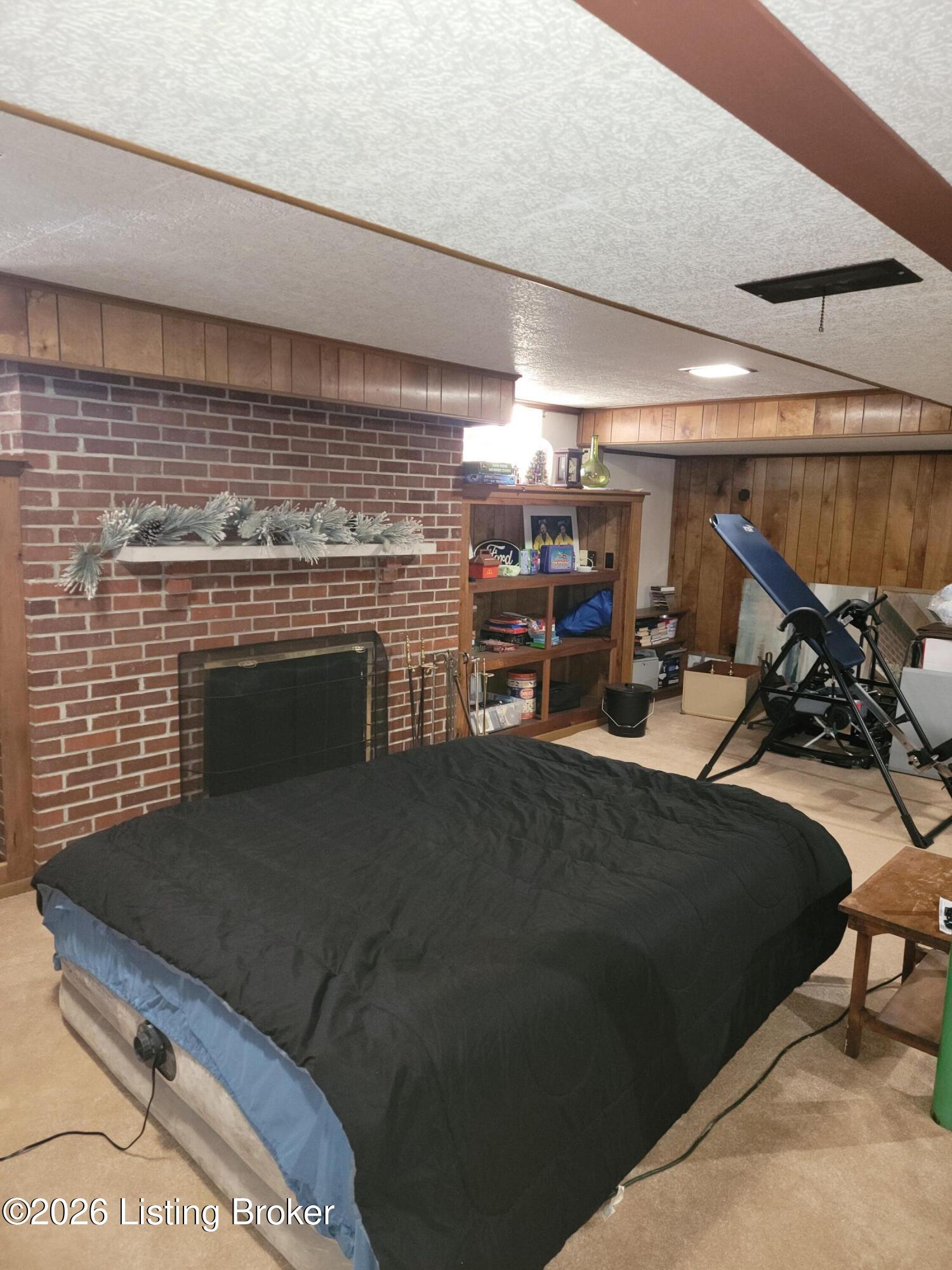 9307 Fairground Road Louisville, KY 40291 - Photo 19 of 33 20260119_142035