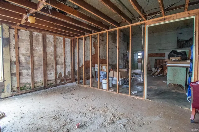 $59,900 | 202 South Columbia Street, Union City, IN 47390