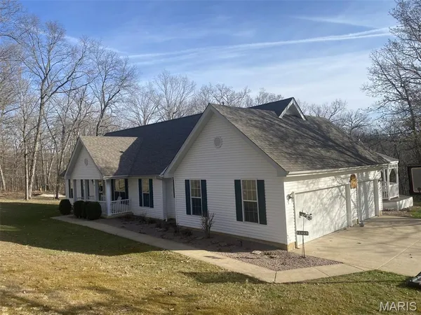 $637,000 | 24331 Deer Creek Road, Warrenton, MO 63383