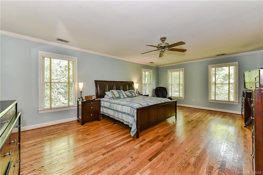 3231 Plantation Road Charlotte, NC 28270 - Photo 14 of 28 Gallery Image 14